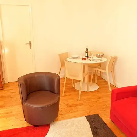 2 Pieces En Hypercentre, A Pied Apartment
