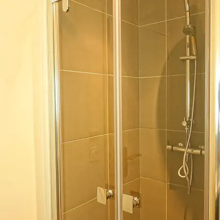 2 Pieces En Hypercentre, A Pied Apartment *