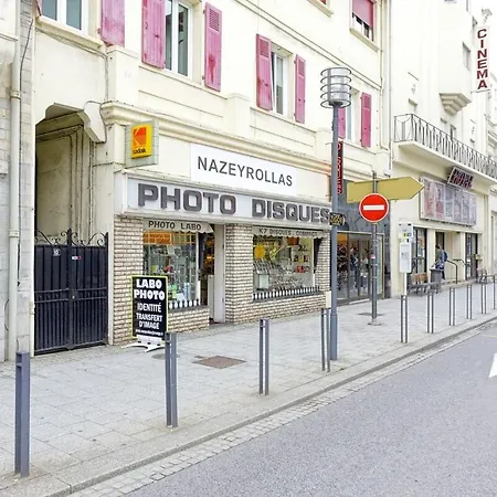 2 Pieces En Hypercentre, A Pied Apartment